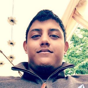 Meet your Posher, Ernesto